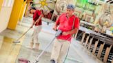 Realizan trabajos de pulitura de pisos a la iglesia Santa Ana en Juan José Mora