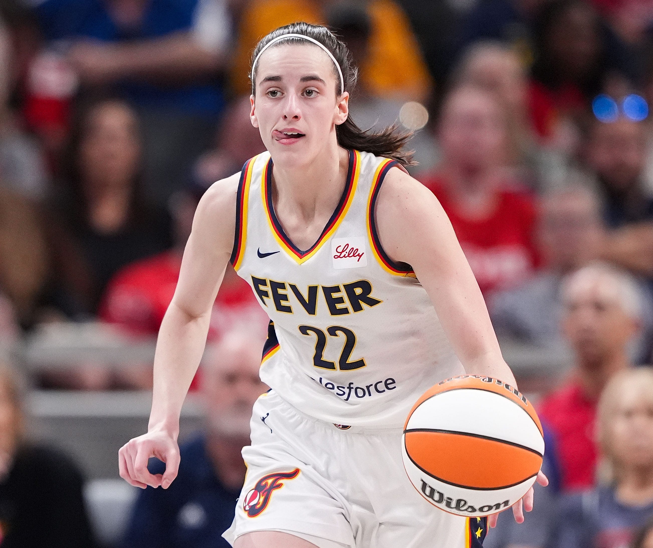 How many points did Caitlin Clark score? Fever star has double-double vs. Mercury