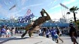 Dodgers agree to five-year contracts with stadium workers, ending threat of a strike