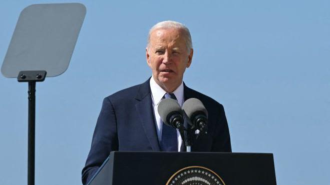 Biden apologises for delay in Ukraine military aid