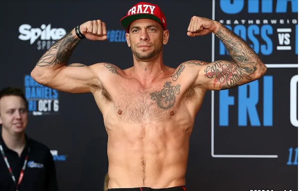 MMA Fighter Joe Schilling Knocked Out Random Guy At Bar And Got Away With It