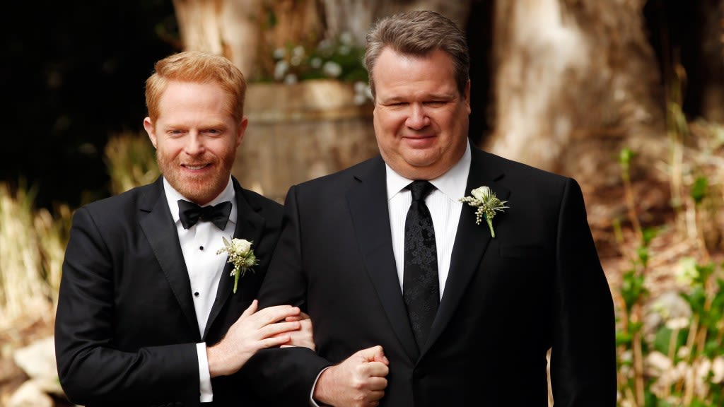 Jesse Tyler Ferguson Felt “Protected” By ‘Modern Family’ Role After He Was “Gay-Bashed”