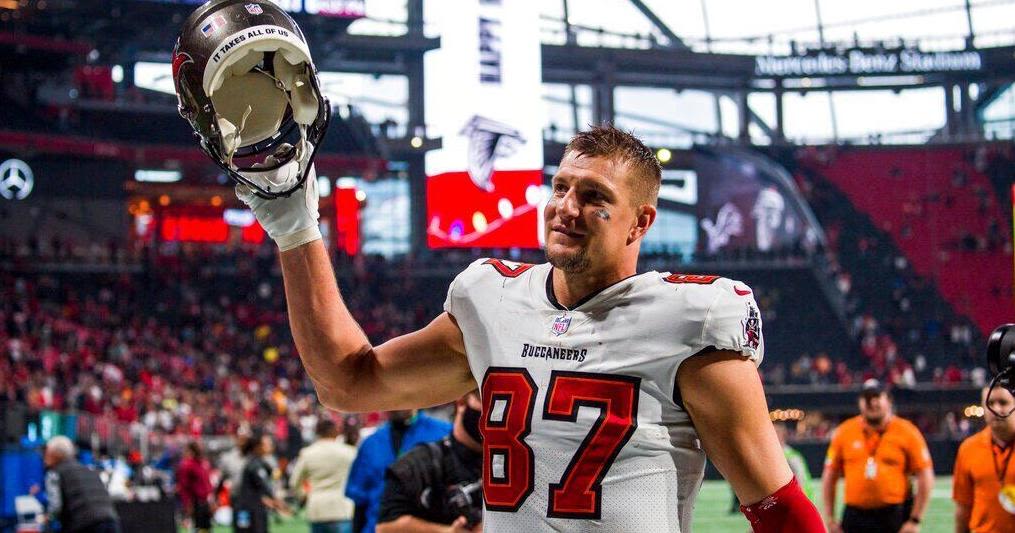 Rob Gronkowski leads class of inductees into Greater Buffalo Sports Hall of Fame