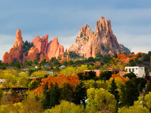 10 Best Places in Colorado for a Couple To Live on Only a Social Security Check