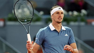 Zverev comienza su andadura en Roma aplastando