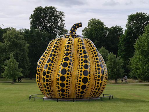 Serpentine unveils pumpkin sculpture by Yayoi Kusama in Kensington Gardens