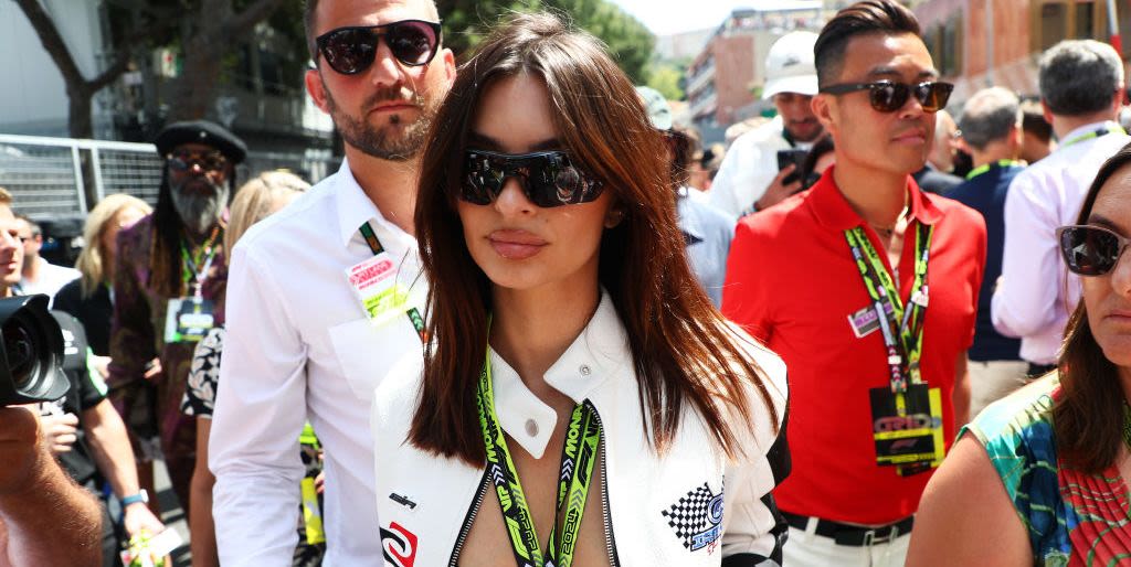 Emily Ratajkowski Is a Grand Prix It Girl in Head-to-Toe Leather