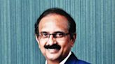 For people's man Challa Sreenivasulu Setty, the challenge is to take high-flying SBI to newer heights - ET BFSI