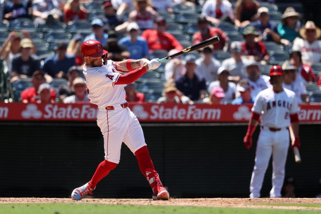 Deadspin | Angels, facing Tigers, try to keep approach simple