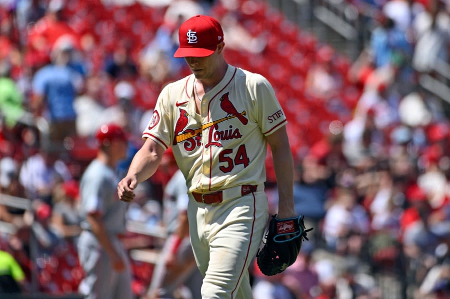 Tough day for Sonny Gray, Cardinals lose 9-4 to Reds