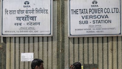 Tata Power Seeks Up to $1 Billion Loan for Clean Energy Projects
