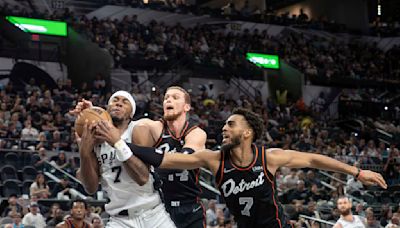 Spurs bringing back David Duke Jr. on two-way deal