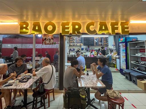 Bao Er Cafe: Wok-kissed Hokkien mee & tasty kaya toast at viral hole-in-wall eatery