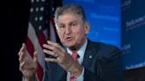 El controvertido demócrata Joe Manchin anuncia que dejará el Senado y coquetea con la Casa Blanca