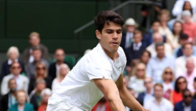 Wimbledon | Alcaraz overcomes the initial jitters, powers past Medvedev