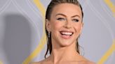 Julianne Hough Shows Off Her Flexibility in Jaw-Dropping Workout Photos