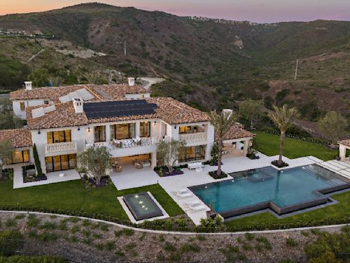 Home of the Week: Inside a $60 Million SoCal Estate With Stunning Views of the Pacific