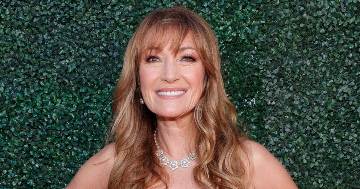 James Bond Roger Moore's disgusting habit in bed delighted Jane Seymour