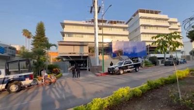 Hombres armados irrumpen en hospital de Cuernavaca para ‘rematar’ a pacientes; hay un muerto