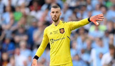 Cryptic tweets, retirement, Bruno Fernandes link-up - David de Gea's year away from Man United