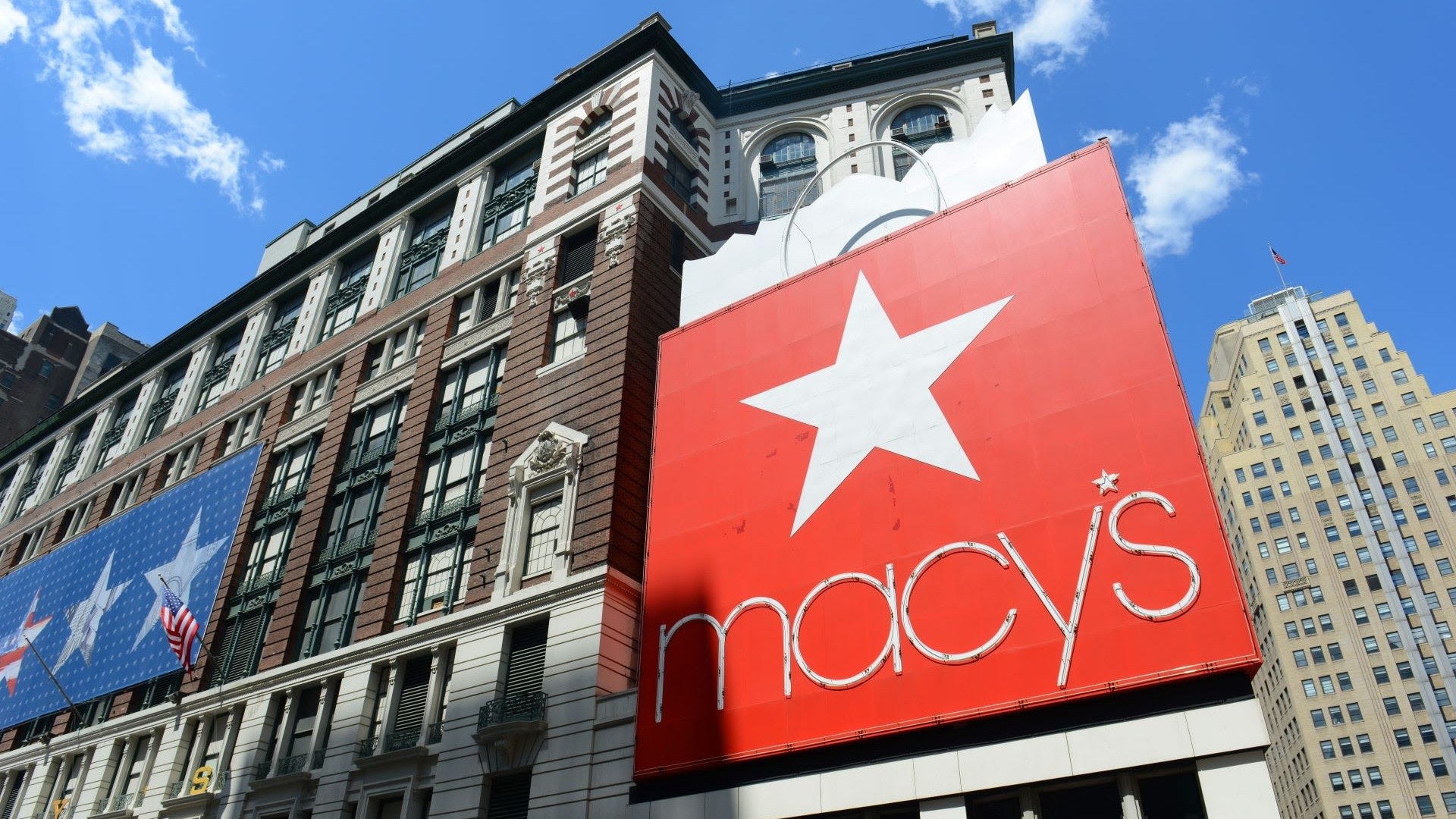 Macy’s buyout bid increased by investor group again