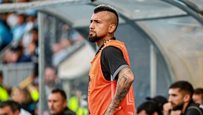 ¿Se aleja definitivamente de la Roja? El mensaje de Arturo Vidal luego de no entrar en la lista de Gareca - La Tercera