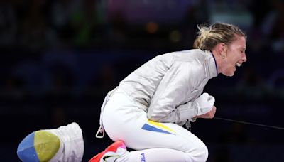 【巴黎奧運】烏克蘭女子擊劍選手逆轉奪銅：獎牌獻給飽受戰亂之苦的祖國 - TNL The News Lens 關鍵評論網