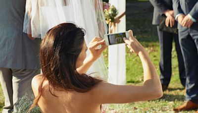 Is It OK for Guests to Vlog at a Wedding?