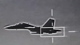 空軍F-16V「狙擊手莢艙」出擊！標定殲-16、轟6畫面首度罕見曝光 - 政治