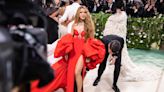 An Exclusive Look at Shakira’s Carolina Herrera Met Gala Dress