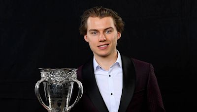 North Vancouver's Connor Bedard earns NHL top rookie award