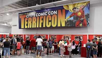 Comics fans get the chance to meet their idols at annual TeriffiCon at CT’s Mohegan Sun