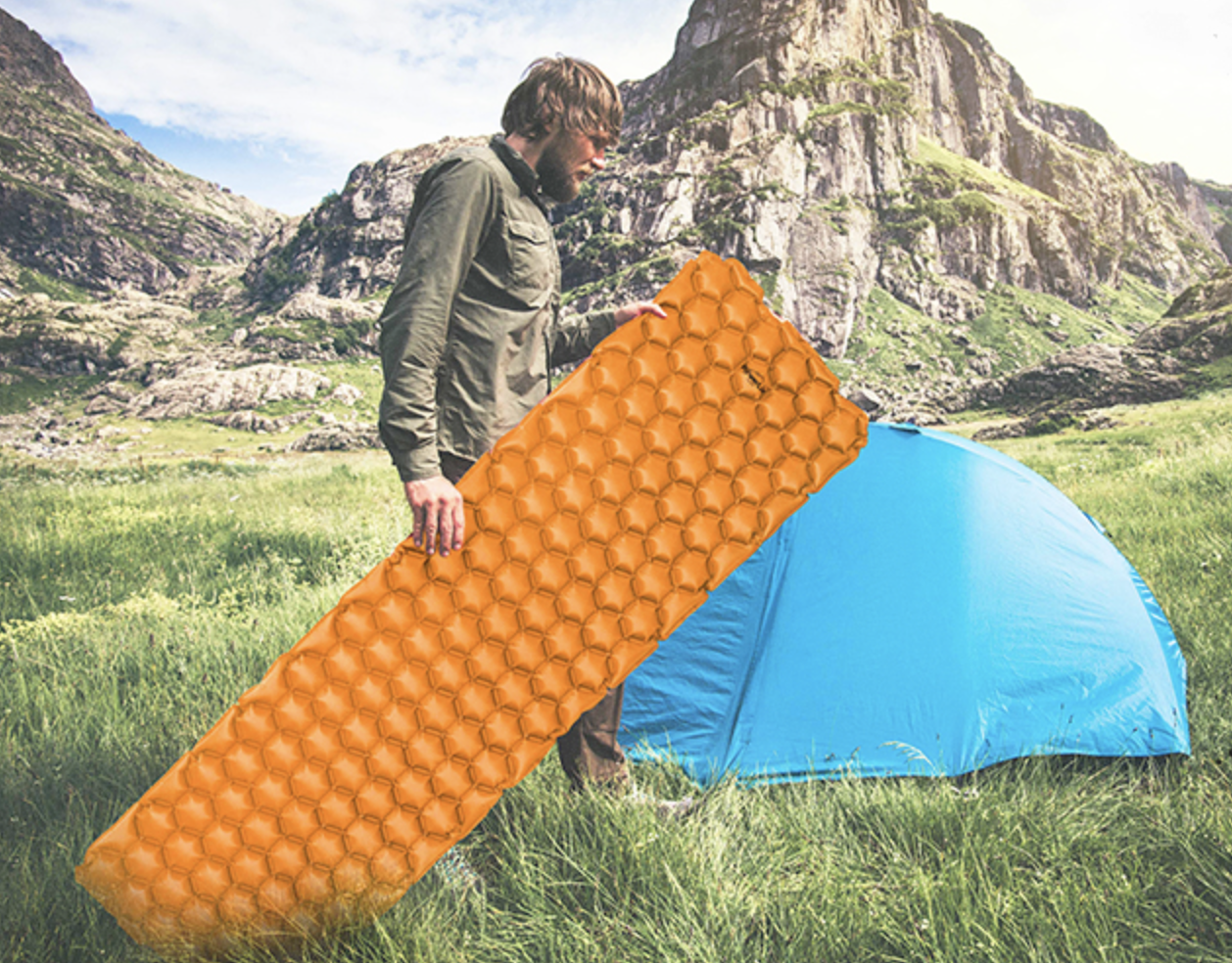 The outdoor sleeping pad 10,000 Amazon shoppers snooze on is down to $26