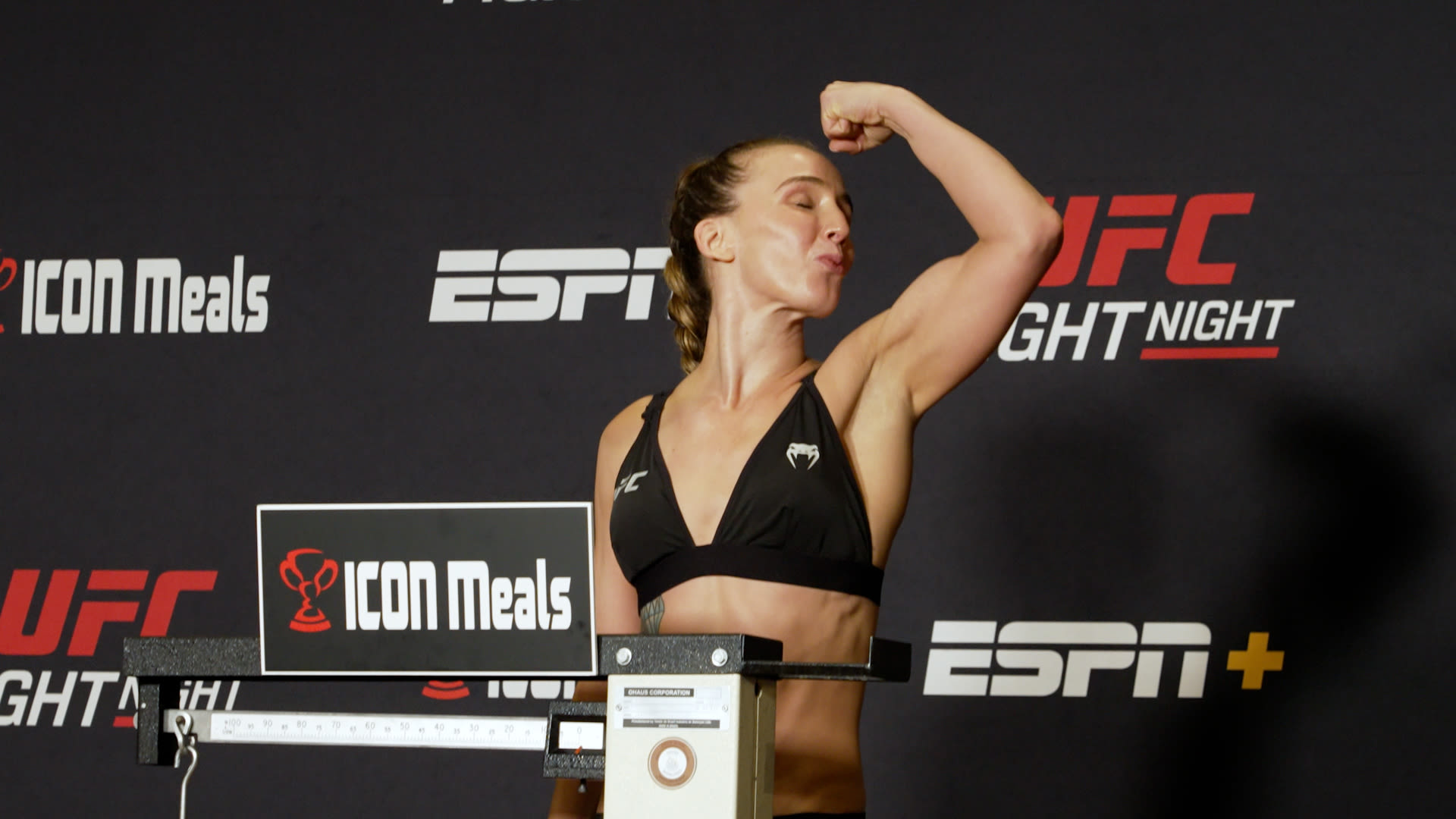 UFC Fight Night 241 weigh-in results: Everyone makes weight in 75 minutes