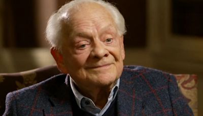 Only Fools legend Sir David Jason opens up on daughter he didn't know existed