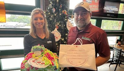 Tara Elementary partners with Beef 'O' Brady's for Christmas in July | Your Observer