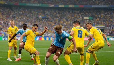 Bélgica se beneficia de un empate a cero con Ucrania y avanza a octavos en la Eurocopa