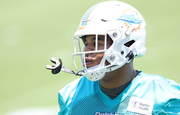 Miami Dolphins' Chop Robinson, Mo Kamara training camp updates from their coaches