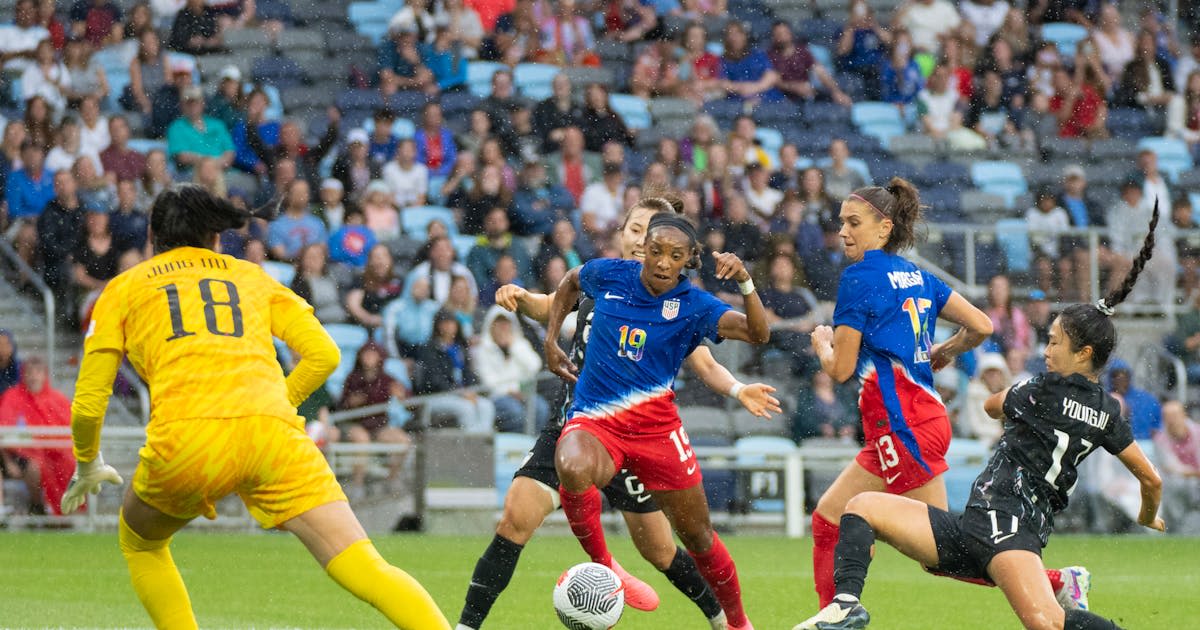 Dunn pays it forward, helps USWNT beat South Korea 3-0 at Allianz Field