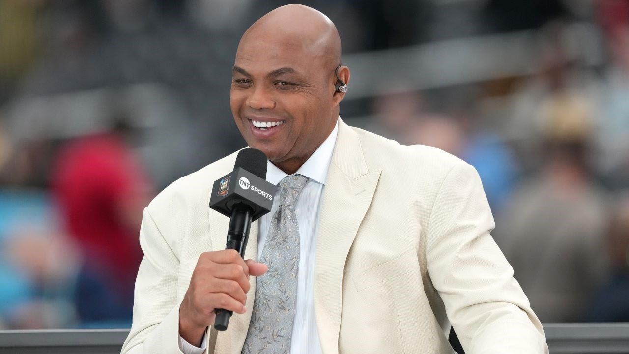 Where should Charles Barkley eat when he's in Minnesota?