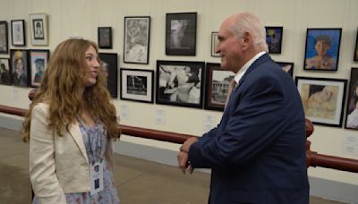 Mercer high schooler tours US Capitol to see her art on display