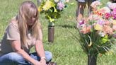 Houston-area woman says thief preyed on her while she was visiting her mother's grave