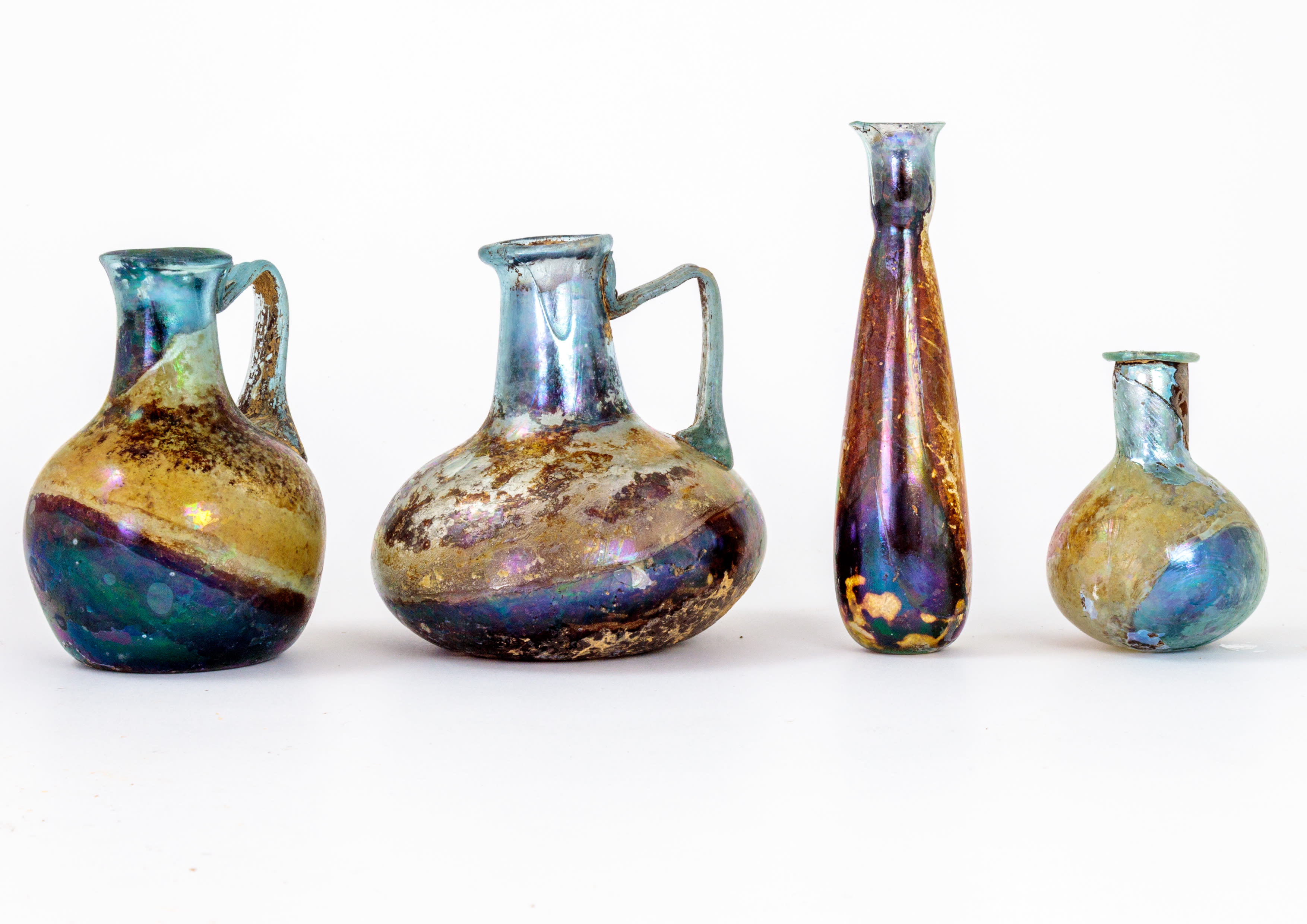 Remarkably well-preserved ancient glass vessels discovered in Roman burials