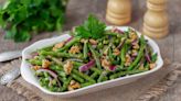 Dress Your Green Beans With A Tangy, Garlicky Vinaigrette