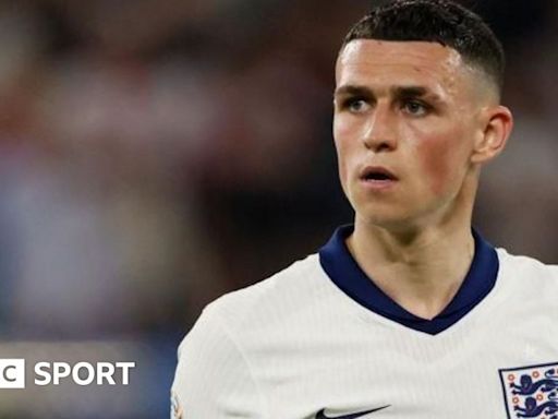 Phil Foden: What did pundits and fans think about his England performance against Serbia?