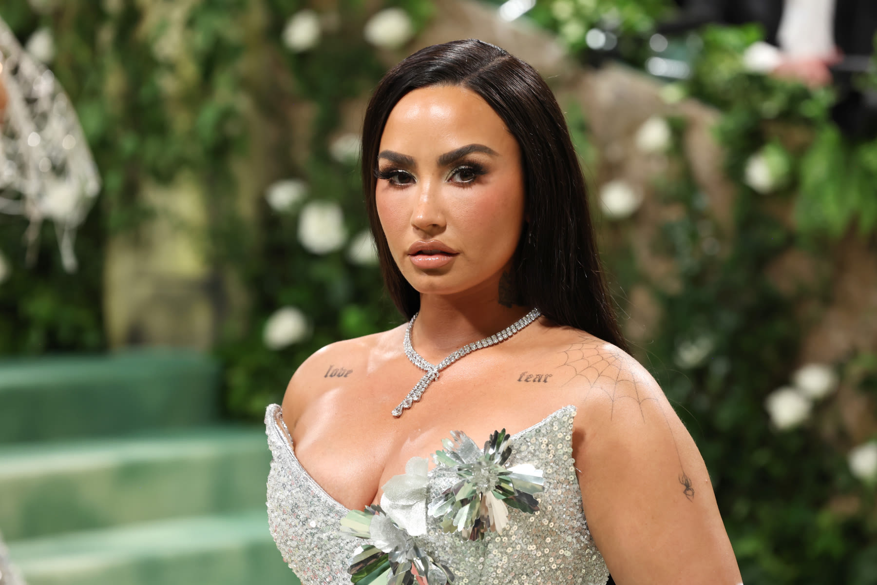 Demi Lovato on Rediscovering ‘Hope’ After Five In-Patient Mental Health Treatments