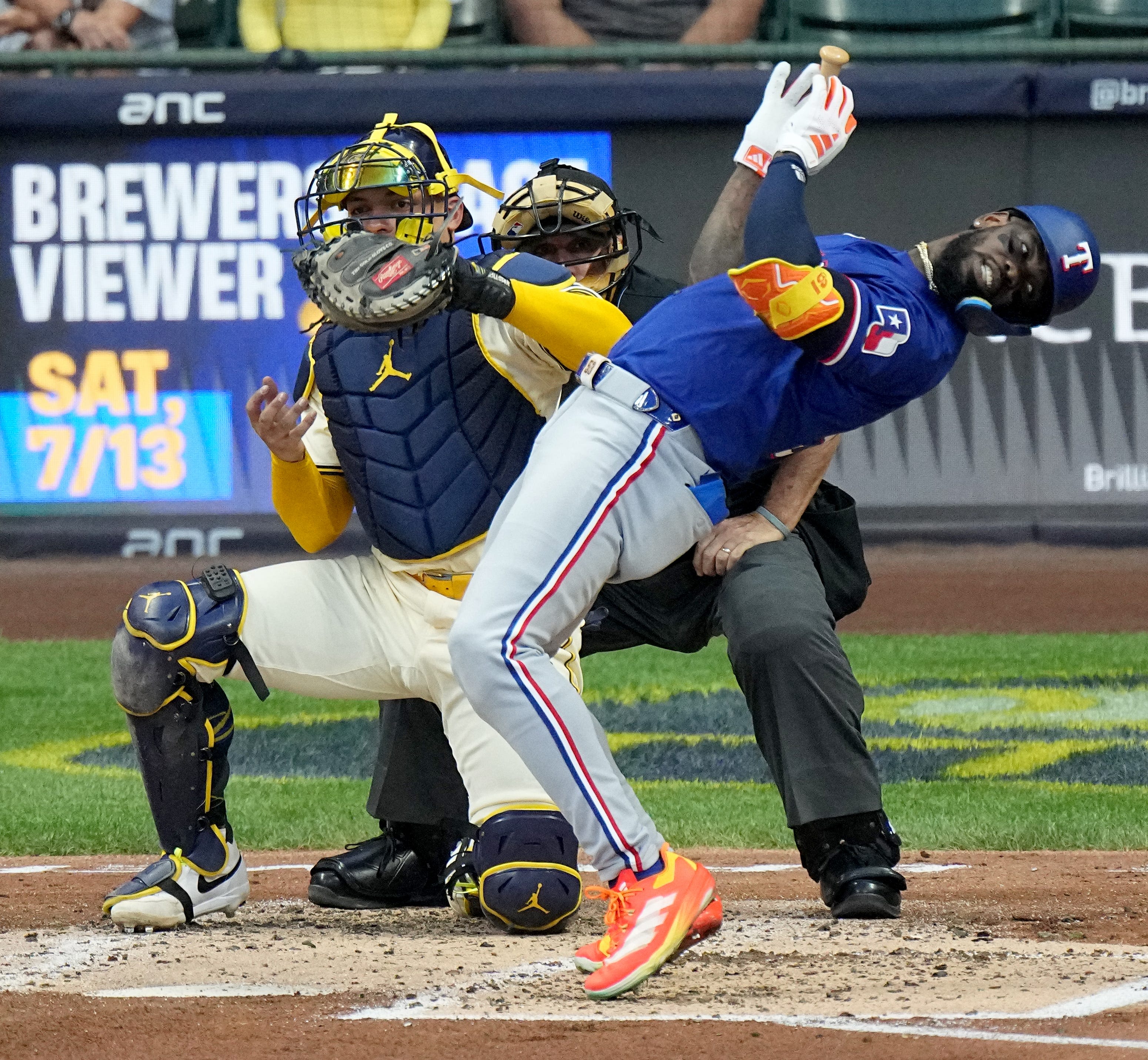 Milwaukee Brewers vs Texas Rangers: live score, game highlights, starting lineups