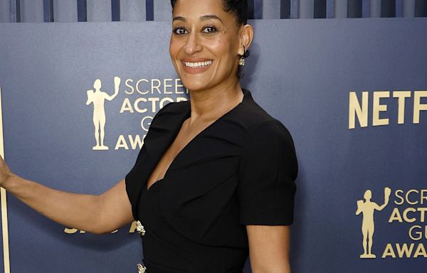 Resurfaced Topless Tracee Ellis Ross Photo Works Internet Into a Frenzy Again