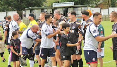 Smiles all round as former Wanderers reunite for charity game