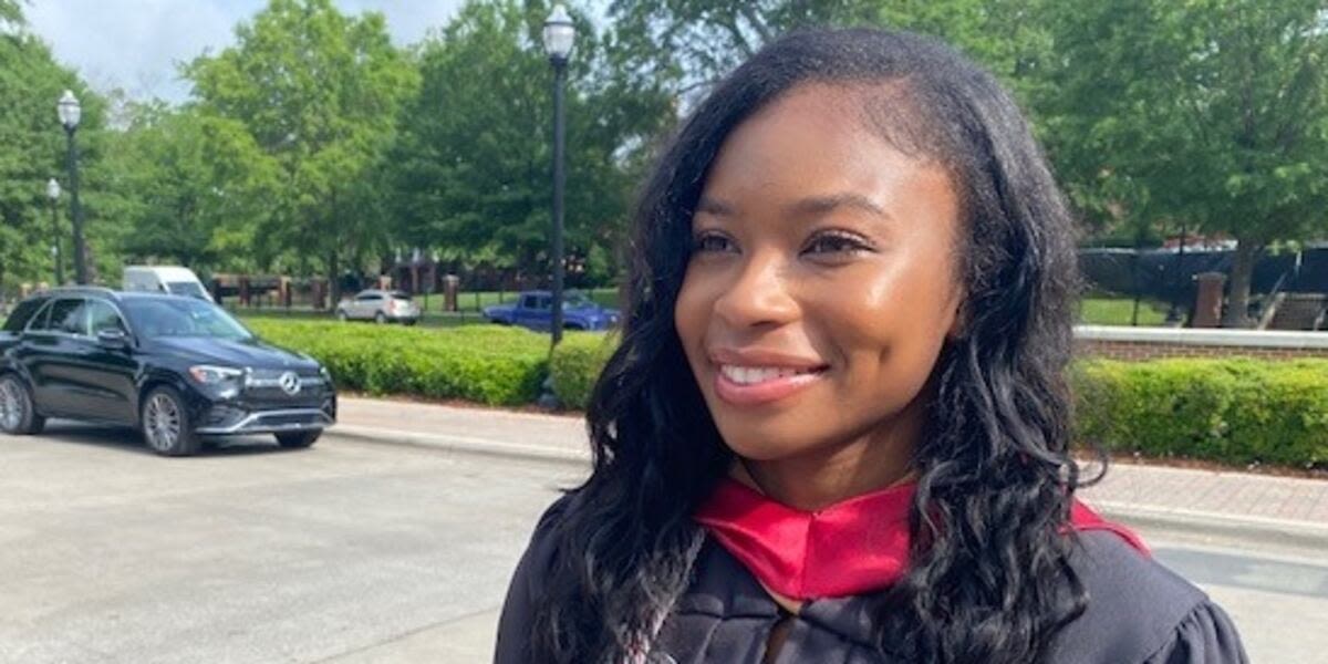 “My parents really poured into me”: 17-year-old girl earns 3 degrees in 2 years